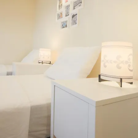 Duplex Fado Alfama Лиссабон